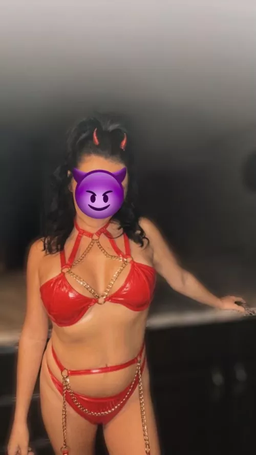 4'11 36DDD