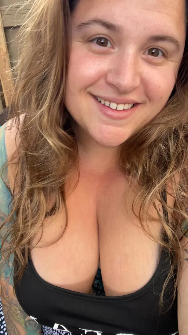 420 tatted bbw milf with a flirtatious soul