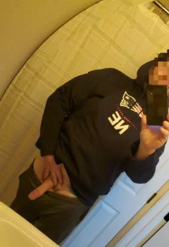 [43] Cold New England morning....