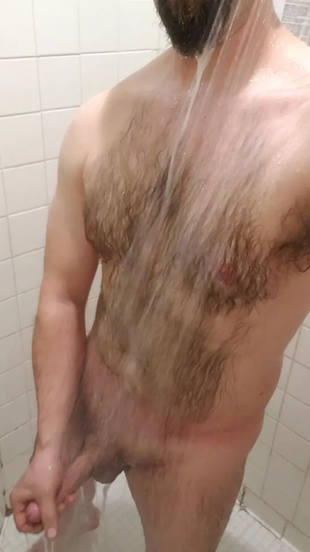 [43] Hot shower