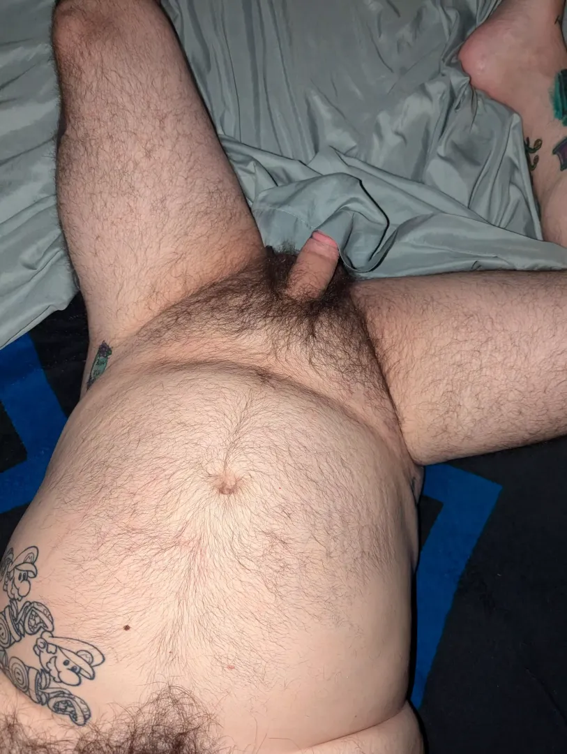 (43) just a bear tryin to cool off