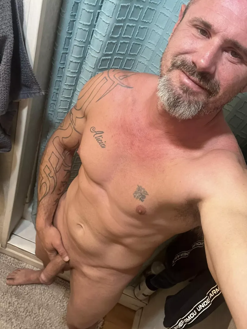 [43] wanna go on a small ride