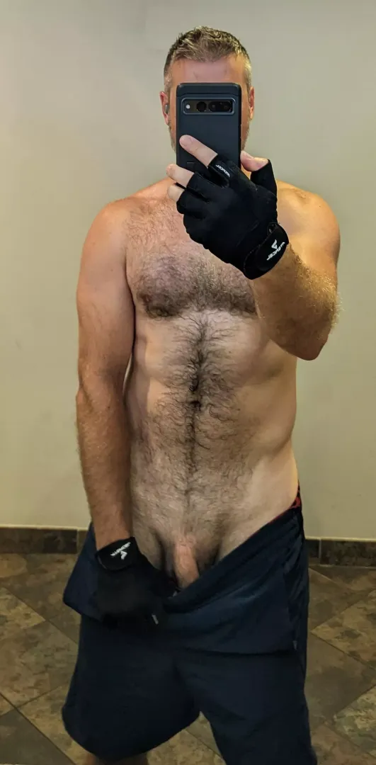 [44] When the locker room is empty
