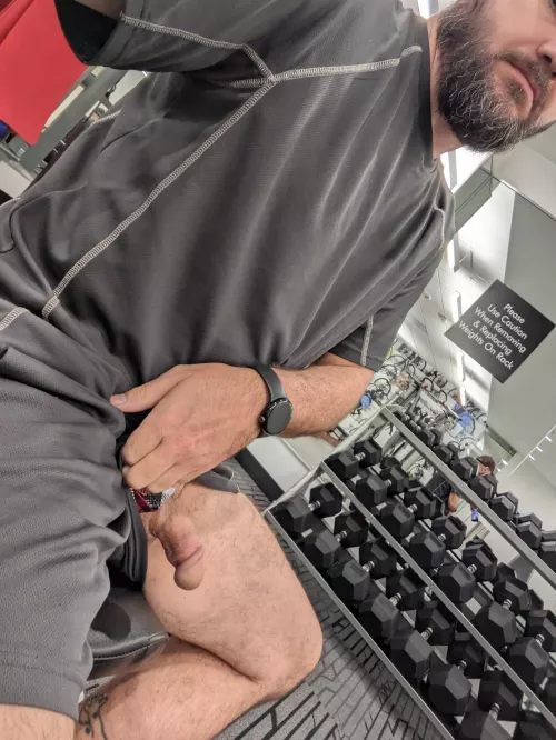 [45] Having a little fun on shoulder day at the gym