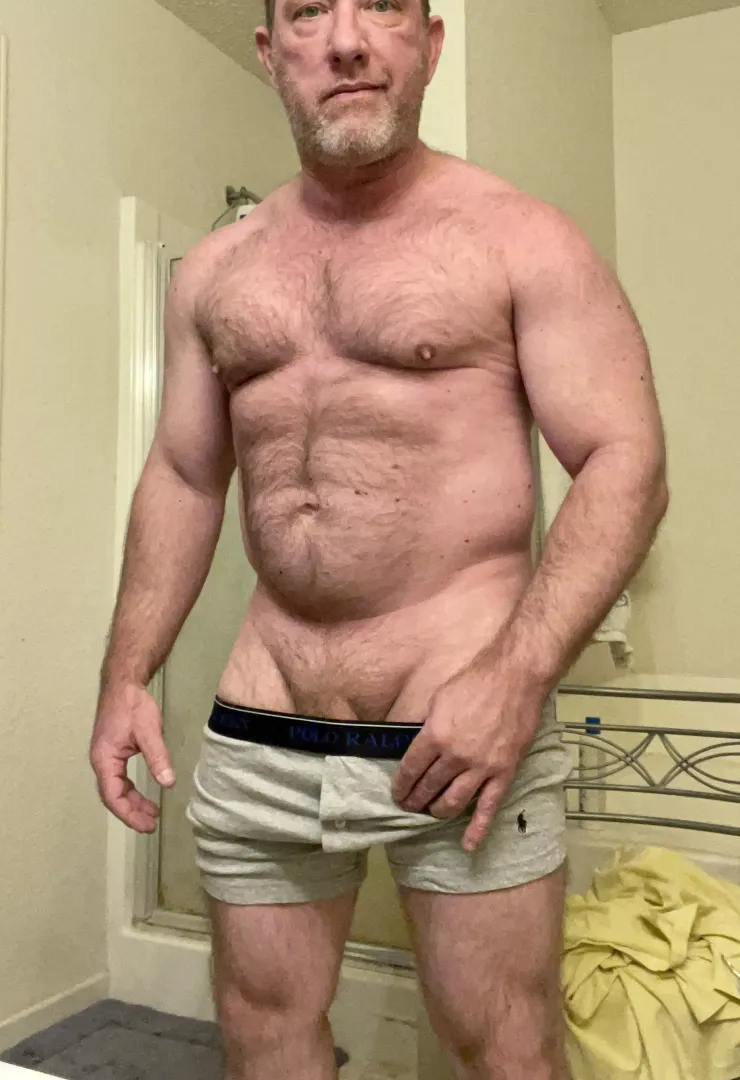 (47) happy holidays