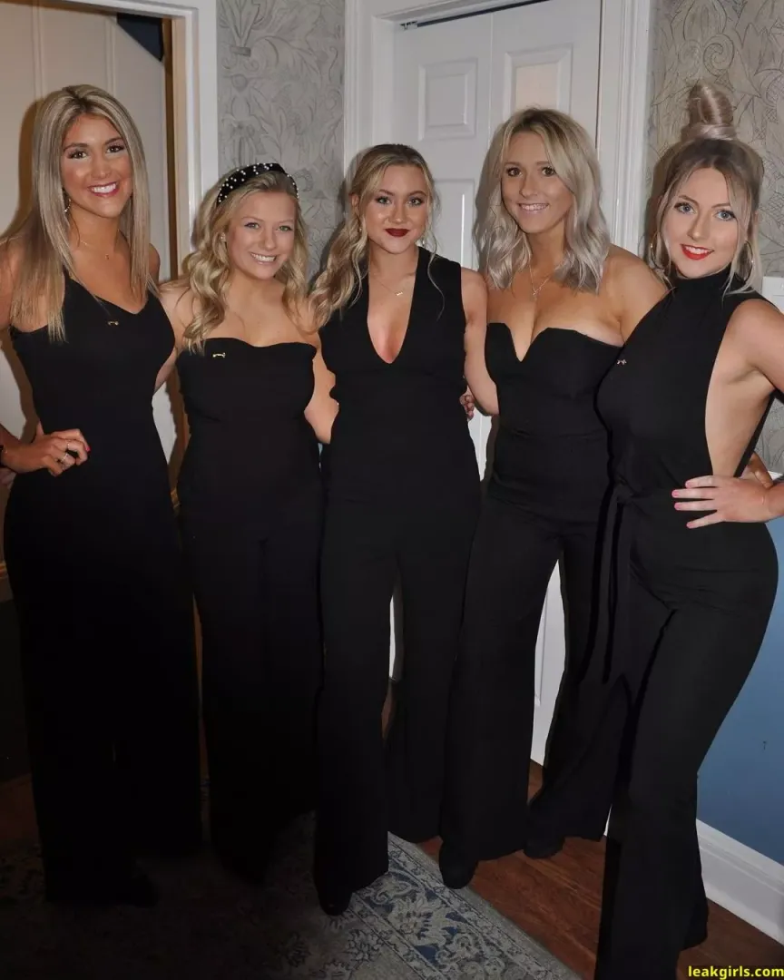 [5] Ladies in Boack
