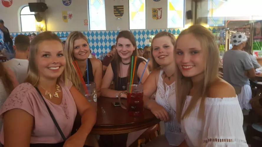 [5] Mallorca Girls