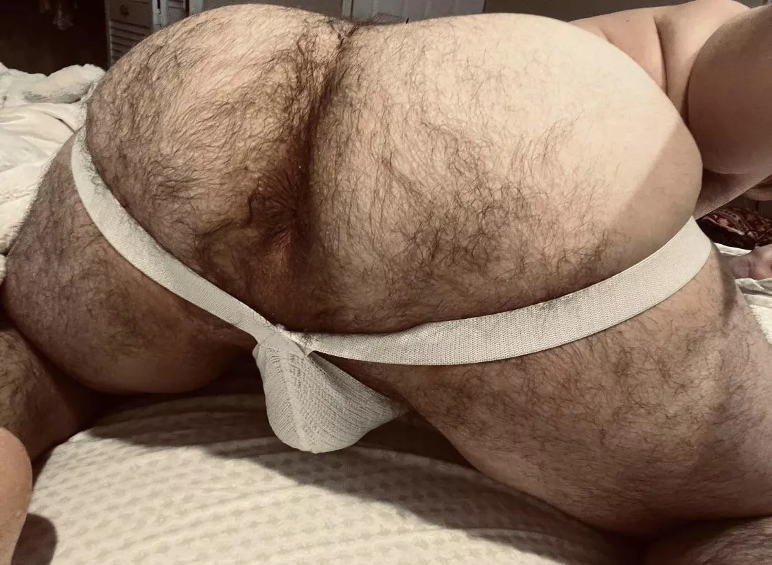 5’10” 200lbs