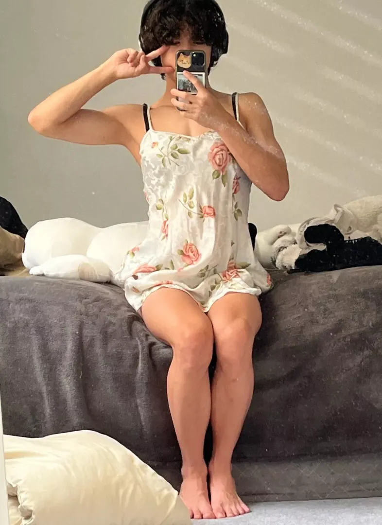 5’2 flower girl