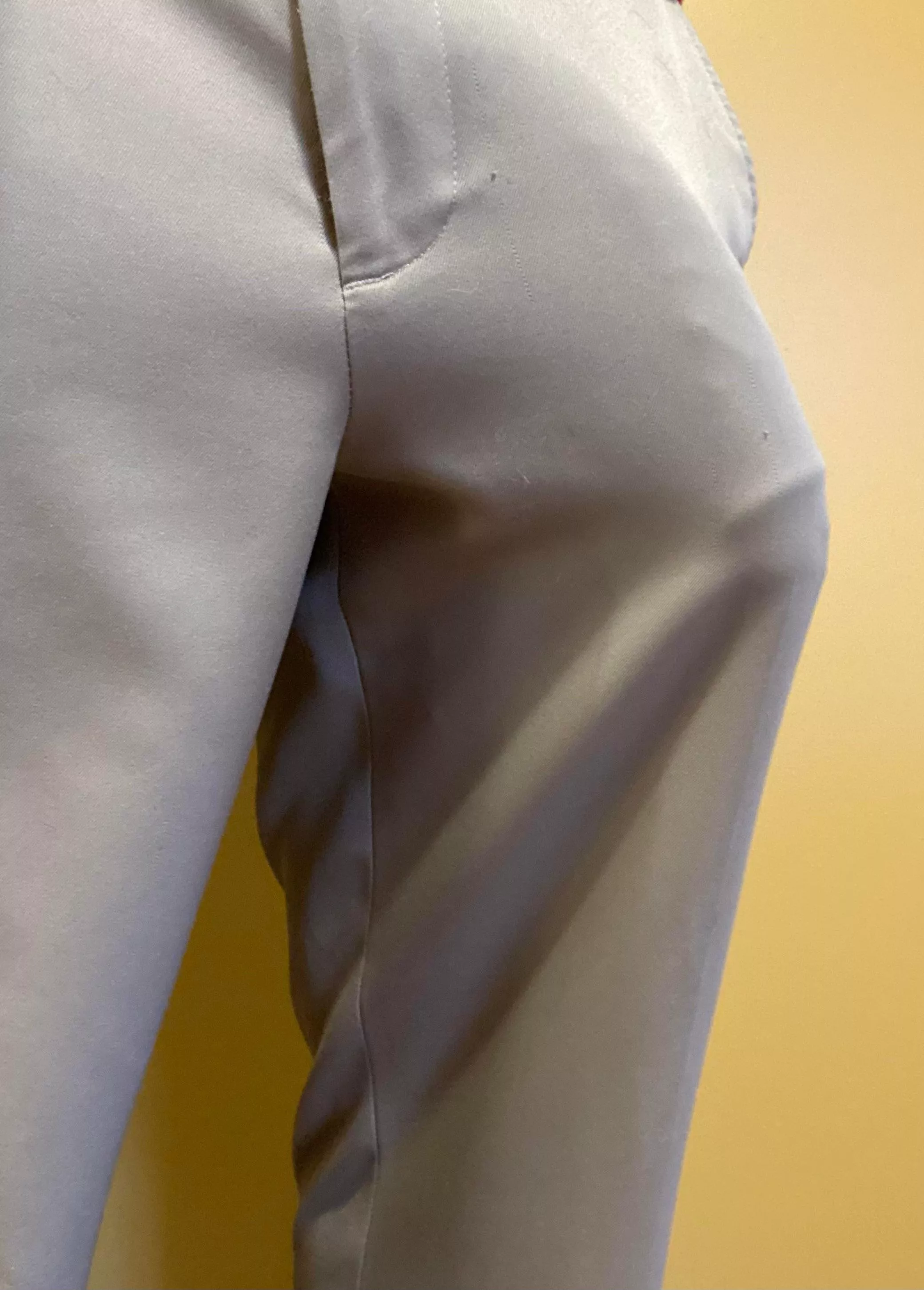 [53] freeballing at the office