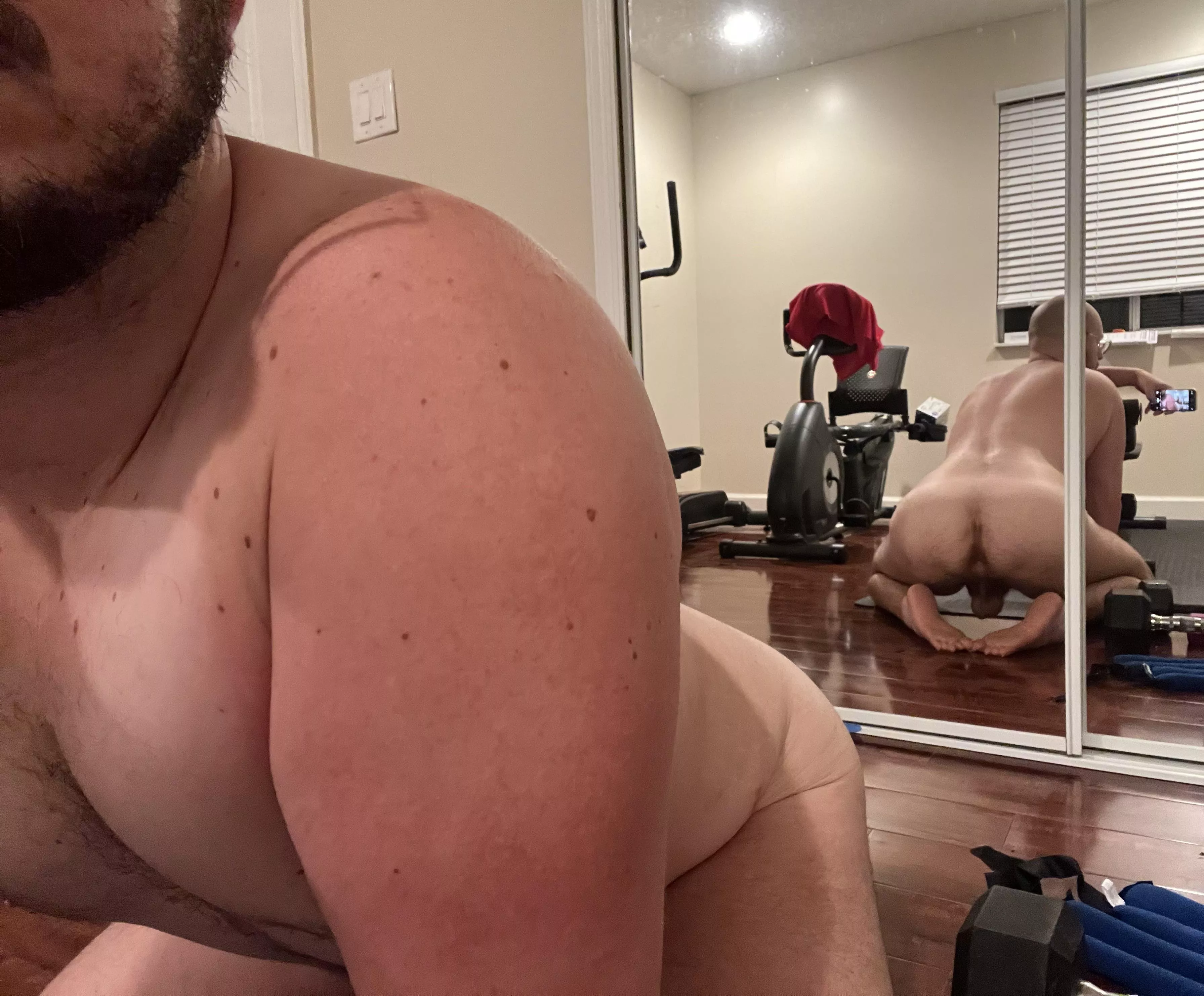 5’9” 200lb ass