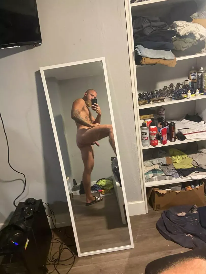 6’4 247lbs, how do I look?