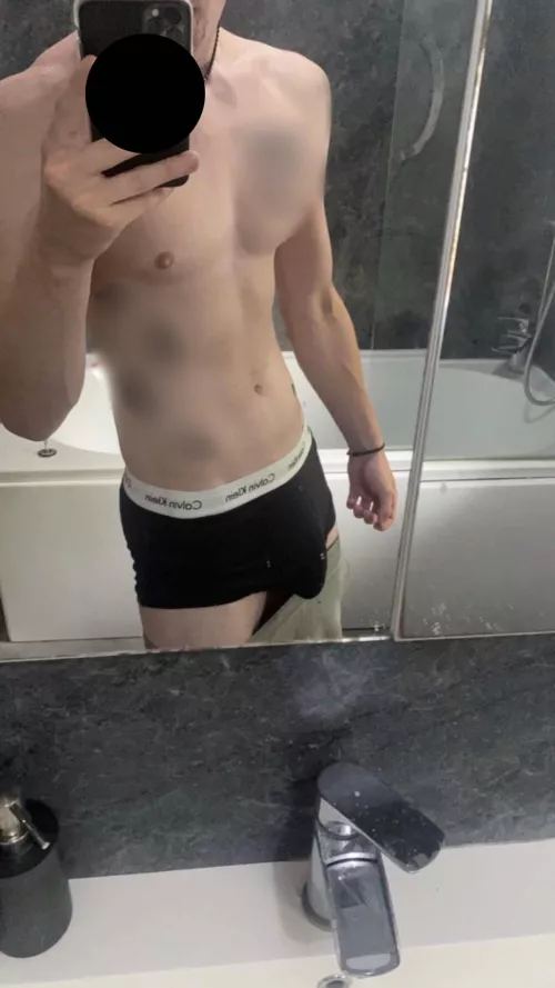 6’4 English guy, who wants to see it get hard