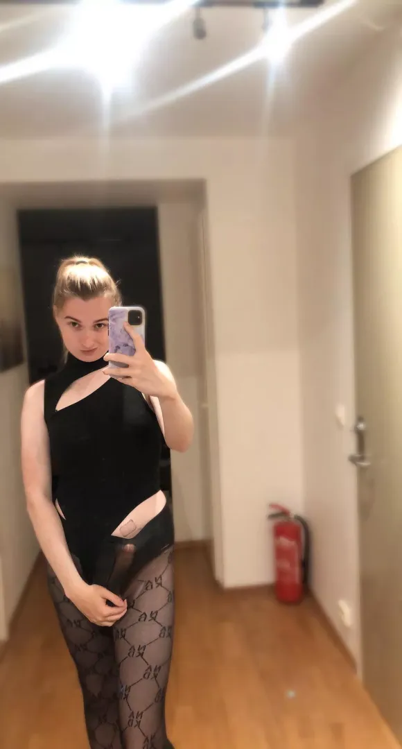 99% of people will scroll past this picture and miss my massive buldging cock in my pantyhose
