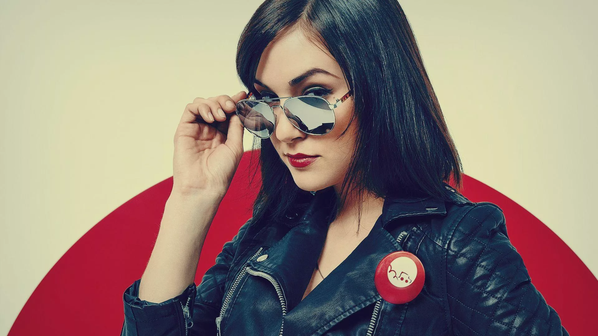 A beautiful Sasha wallpaper