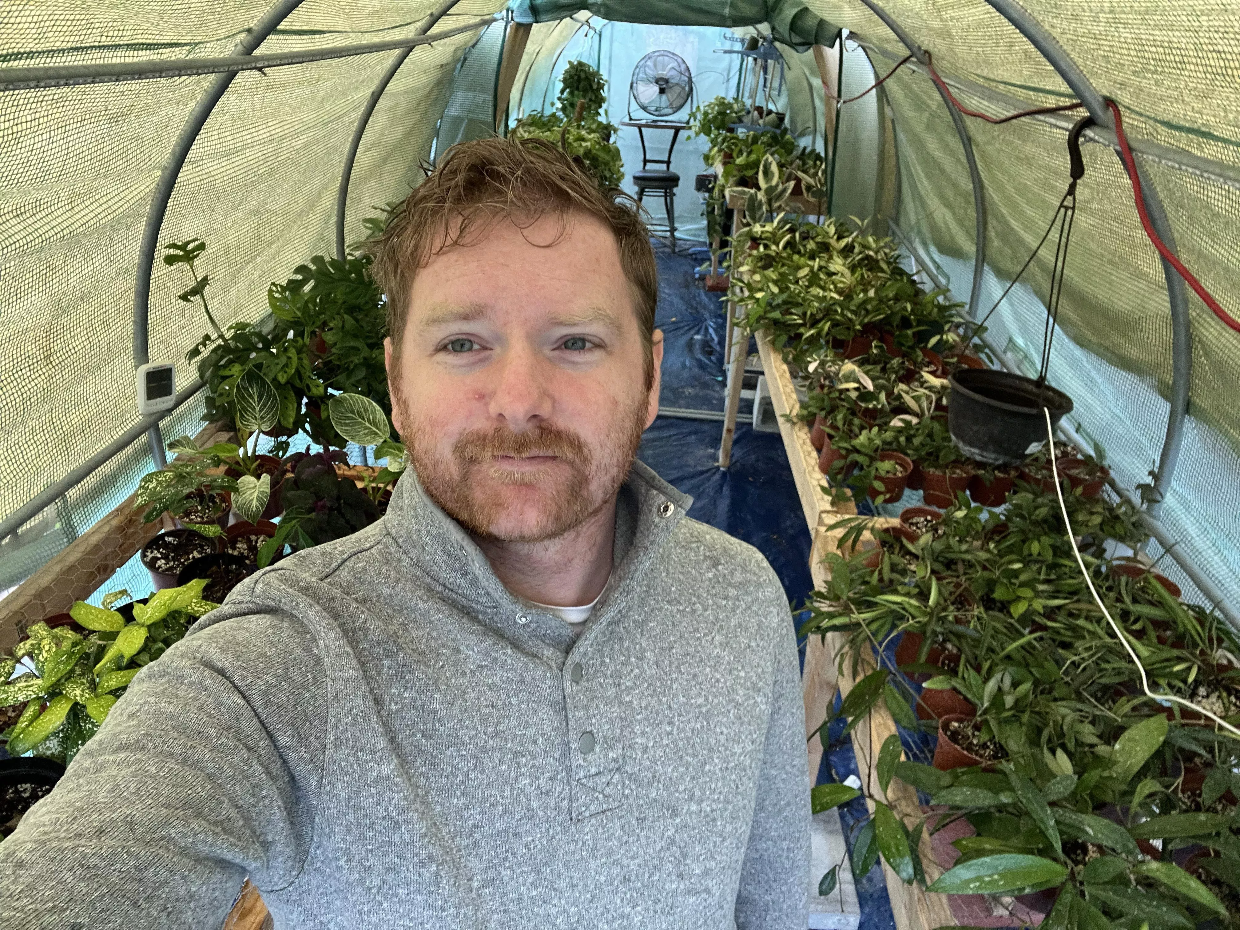 A cold rainy Sunday? Sounds like it’s time to hibernate for this guy. 🛌📺😴