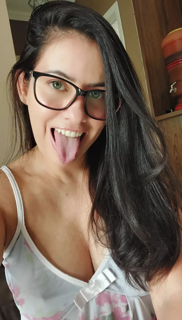 A day to be lazy  🤓😝😁[f]