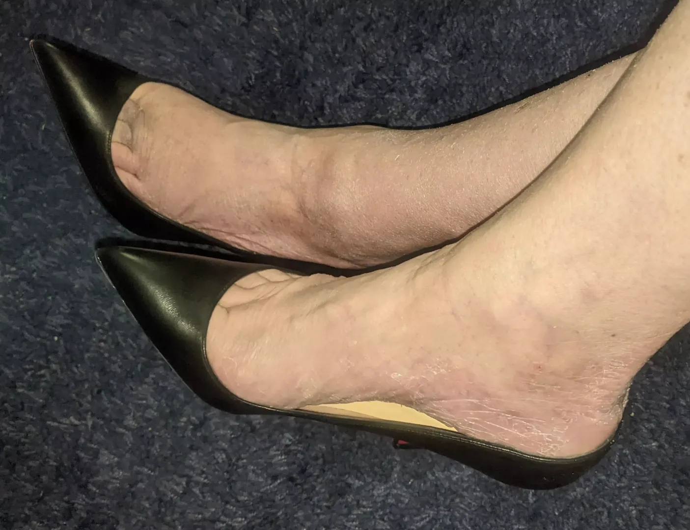 A gurl in her heels