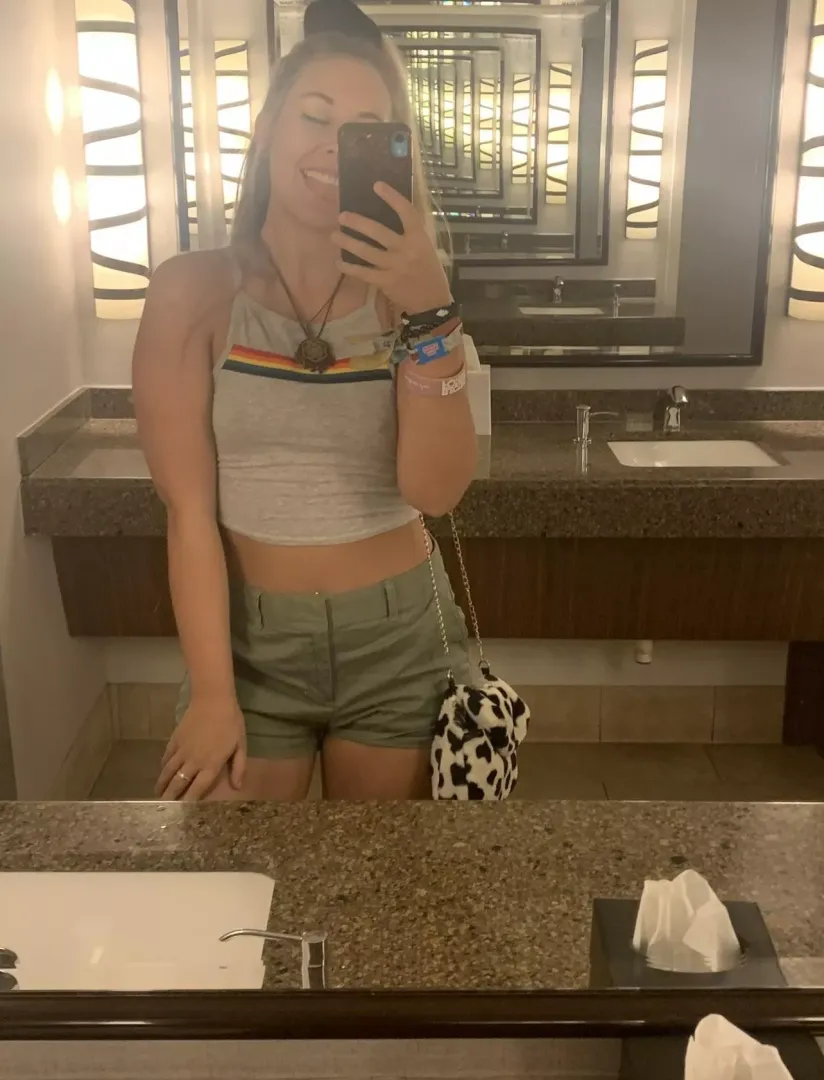 A mirror inside a mirror inside a mirror
