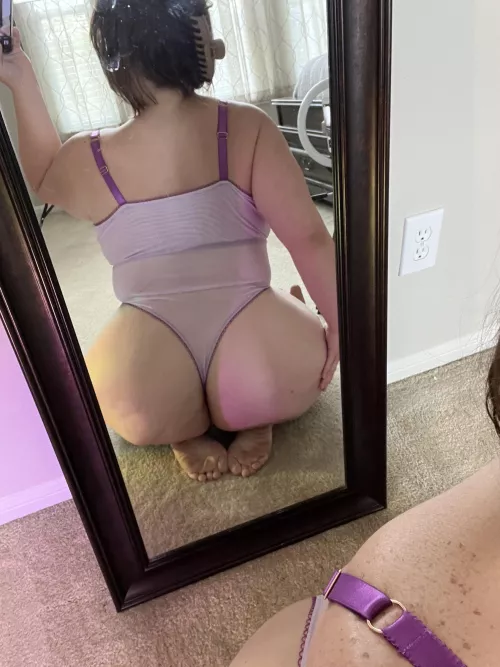 a perfect peach 🍑