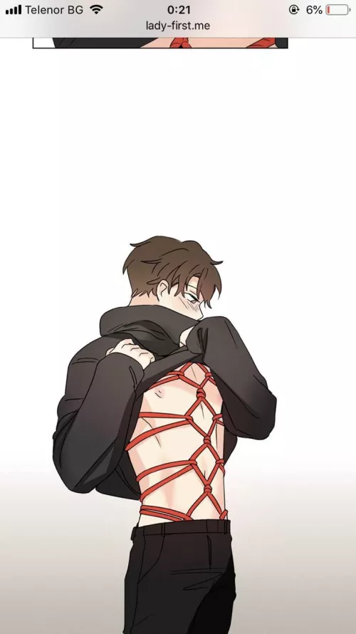 A proper handle to pull him in for kisses 💋