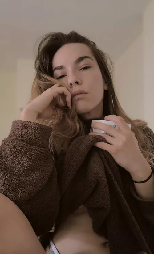 A rather sleepy morning ... I wish you could see what I have under this coat