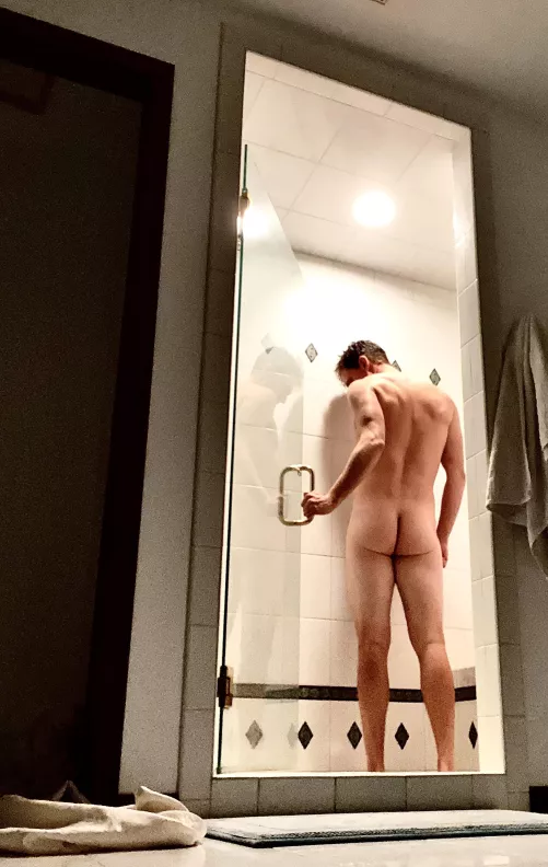 A relaxing shower