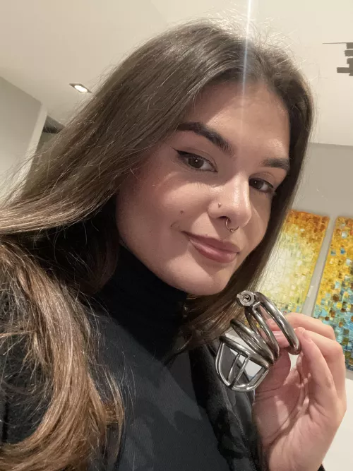 A reminder that Locktober starts in 3 hours except for my London subs who are already 🔒😈