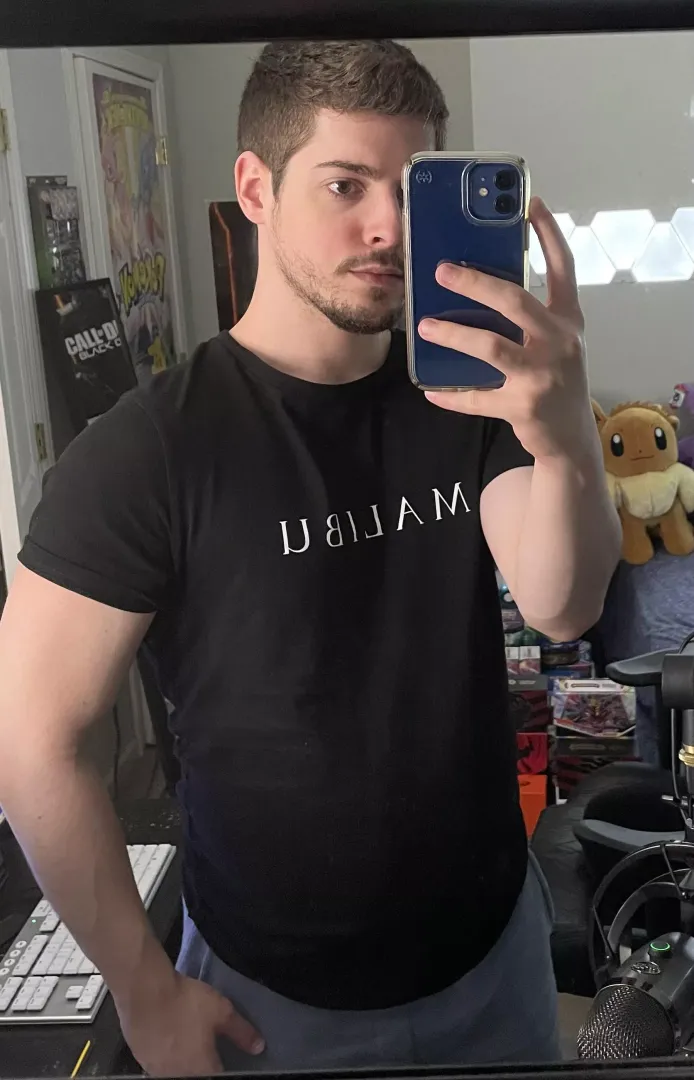 A selfie because I’m sad that I can’t find any shiny Pokémon