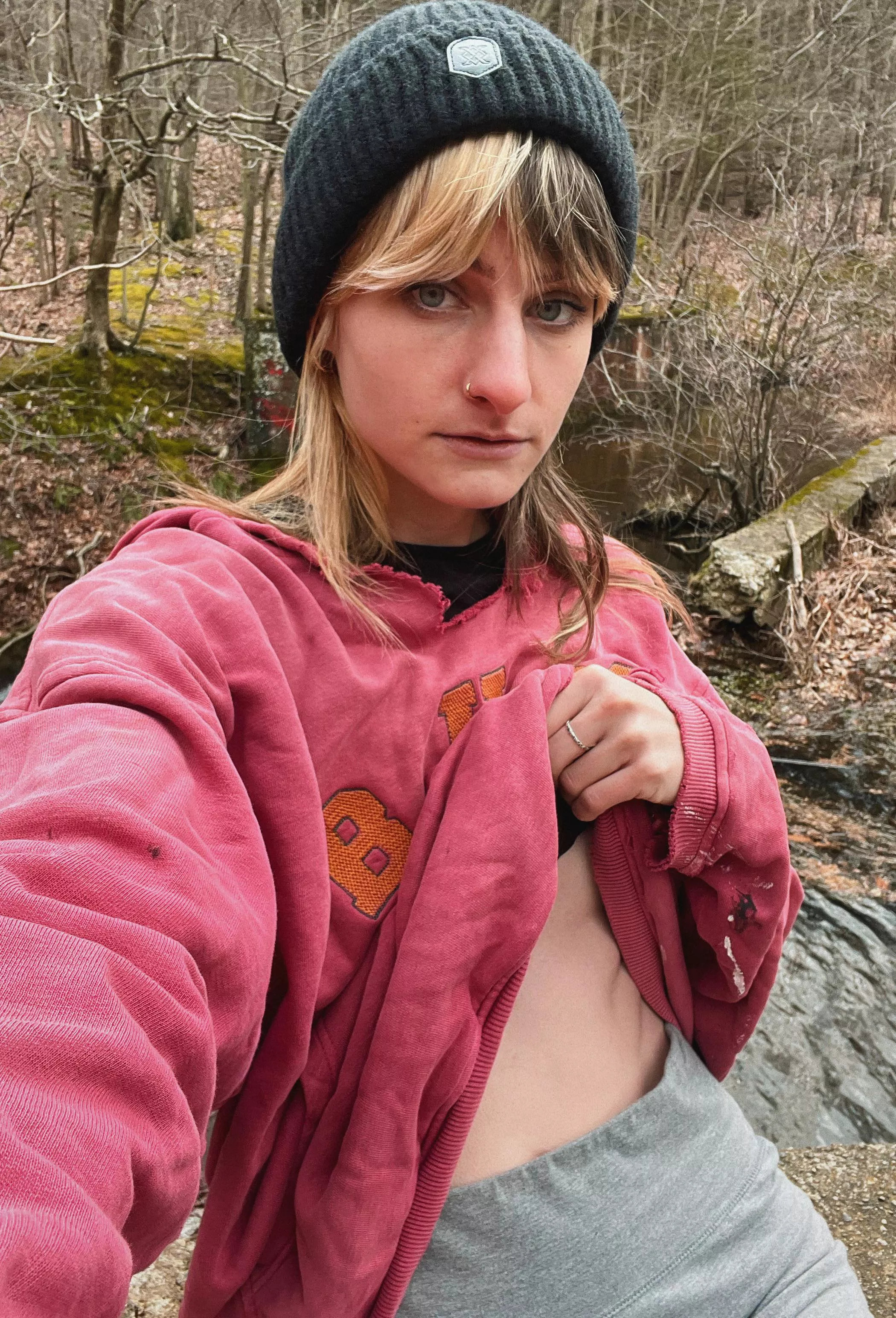 A tiny tummy flash on my smoke break