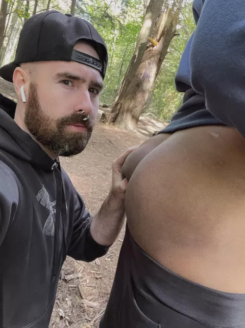 About to devour his ass on the trails