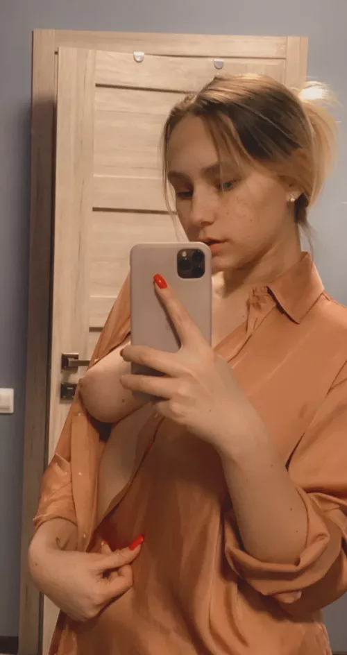 About to get on my knees and suck you off ;)