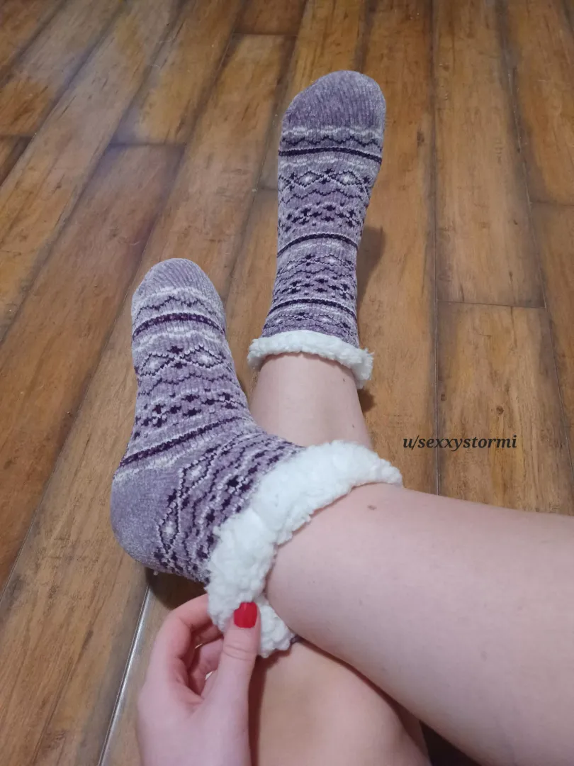 About to peel off these fuzzy socks (female)