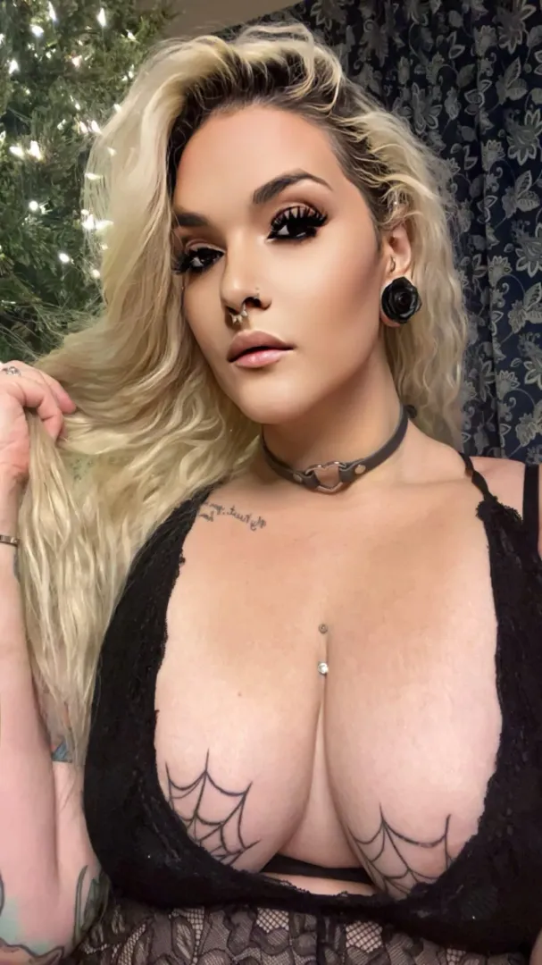 Add me @caspian_jane_xx