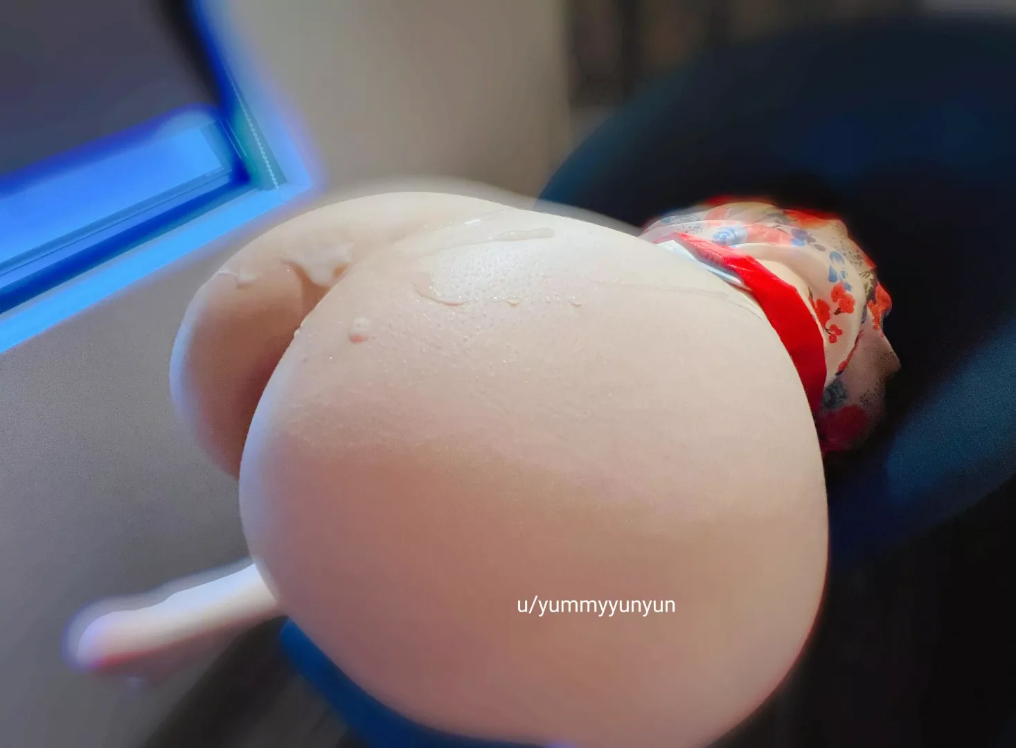 add more cum to it