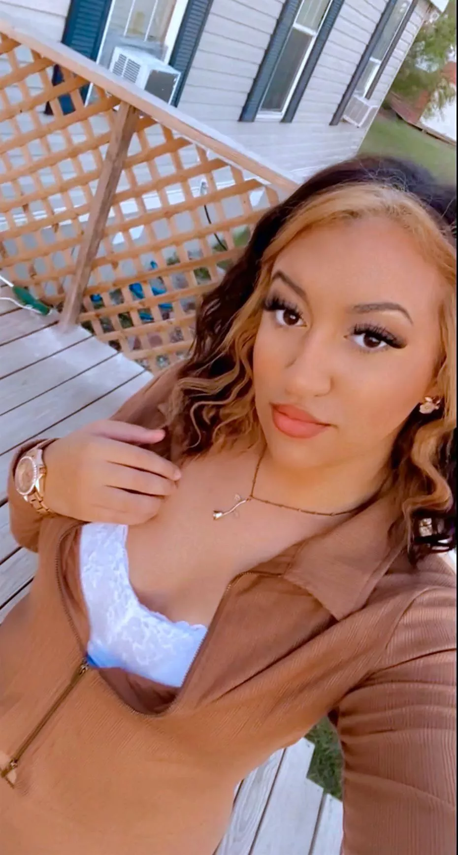 African American and Caucasian 🖤🤍🤎