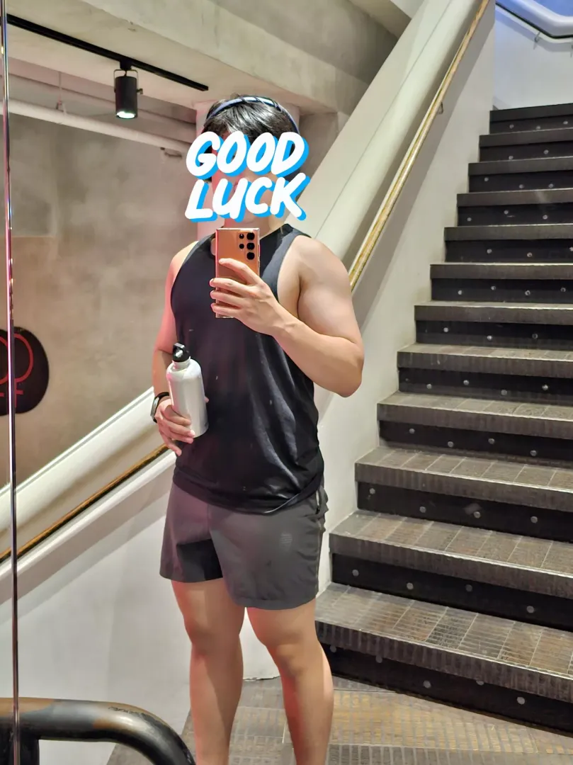 Agreed. Biceps are the best part of a guy