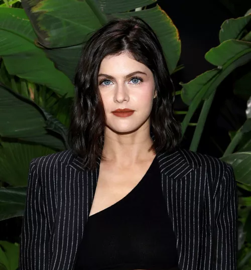 Alexandra Daddario (09/14/22)