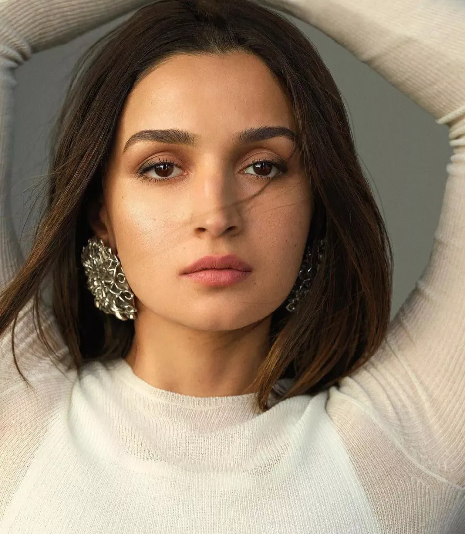 Alia B