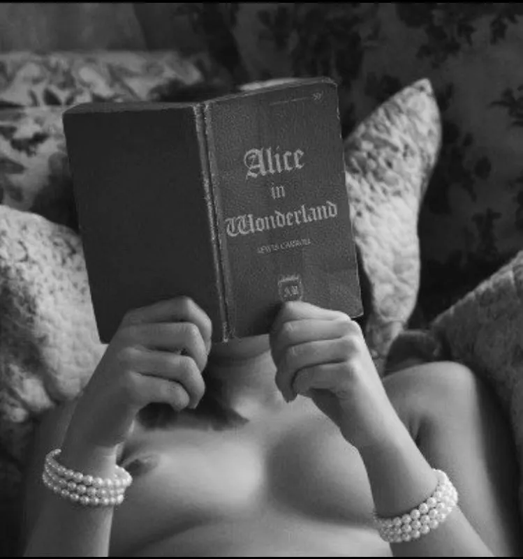 Alice in wonderland