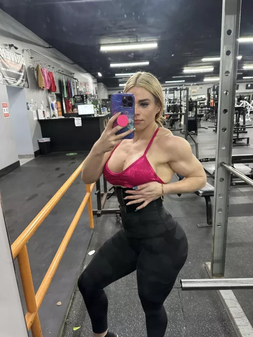 All I do is workout and take selfies