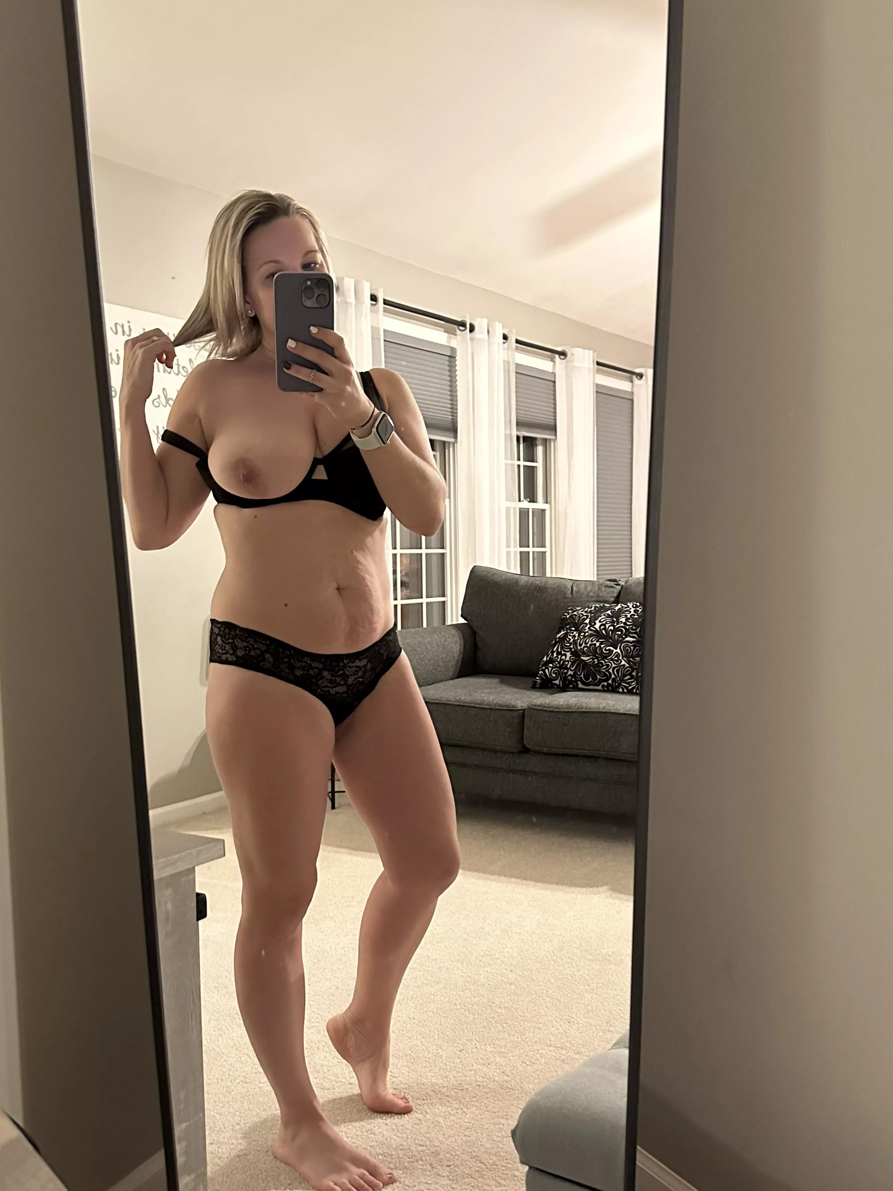 Alone today and feeling very slutty