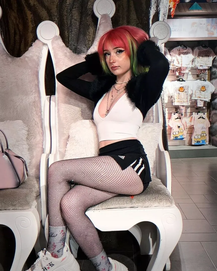 Alt girl in fishnets