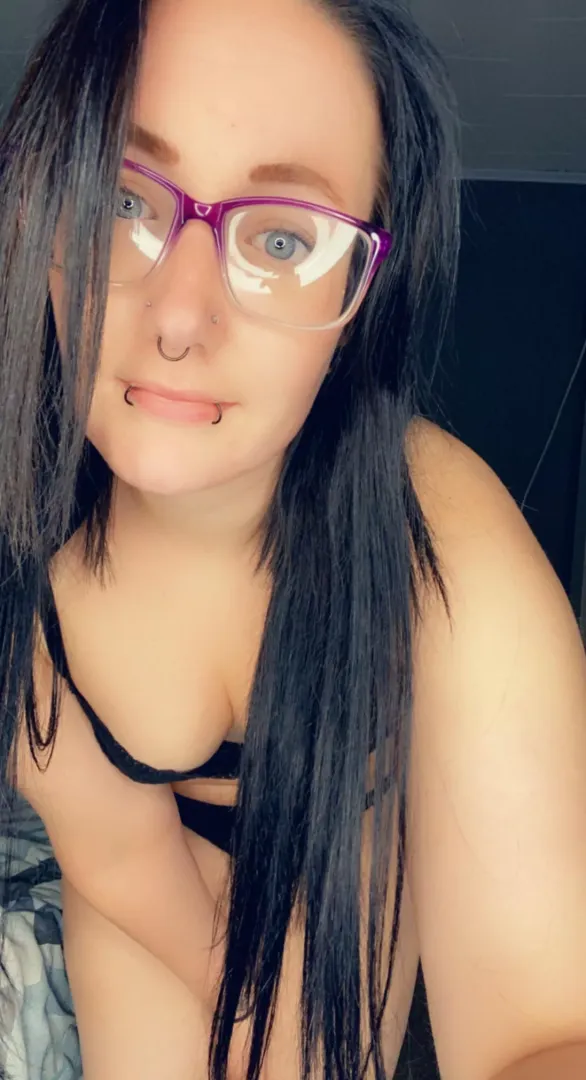 Alt mom that loves showing off 🥰😘