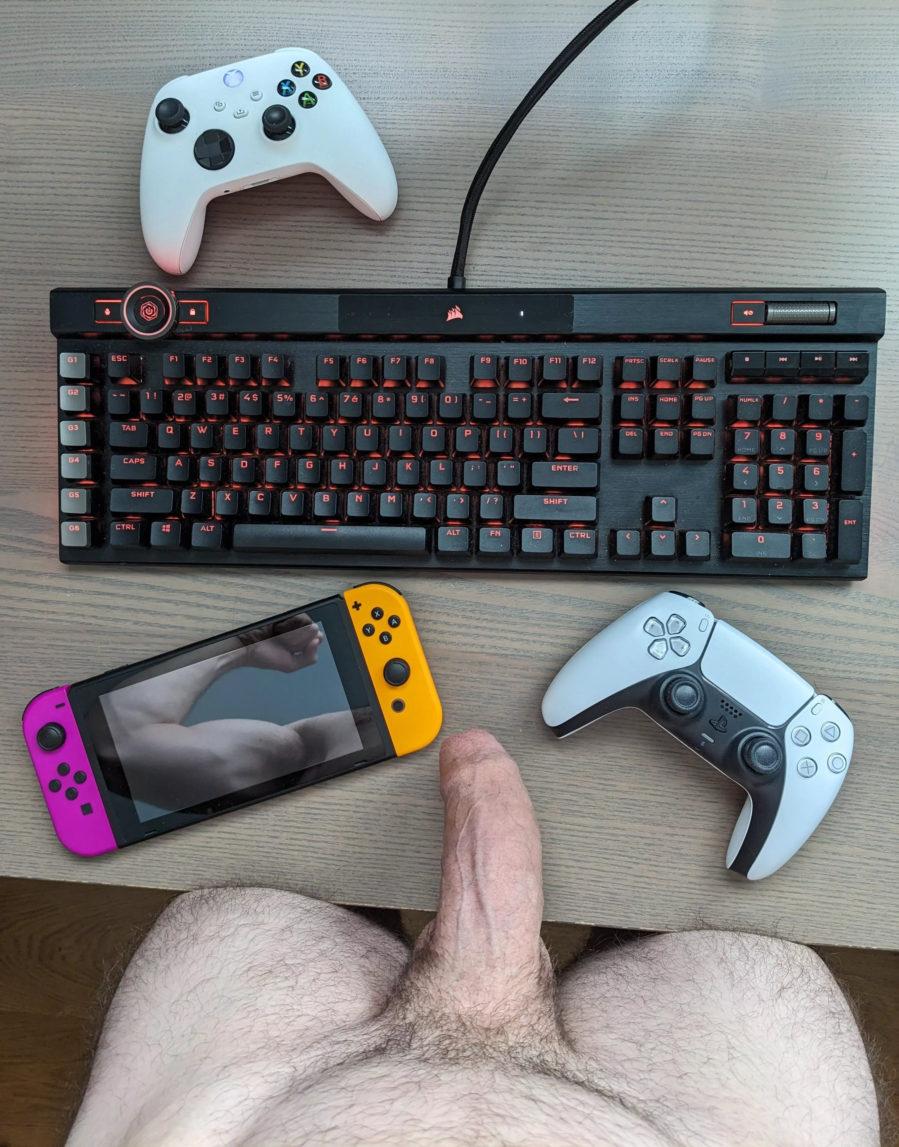 Always a hard choice... Give me a hand bro [25]