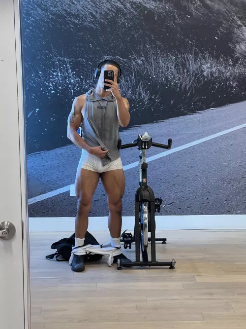 Always get a great leg pump after a session of cycling.