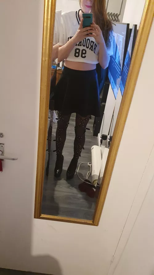 Always late to femboy Friday! 😔