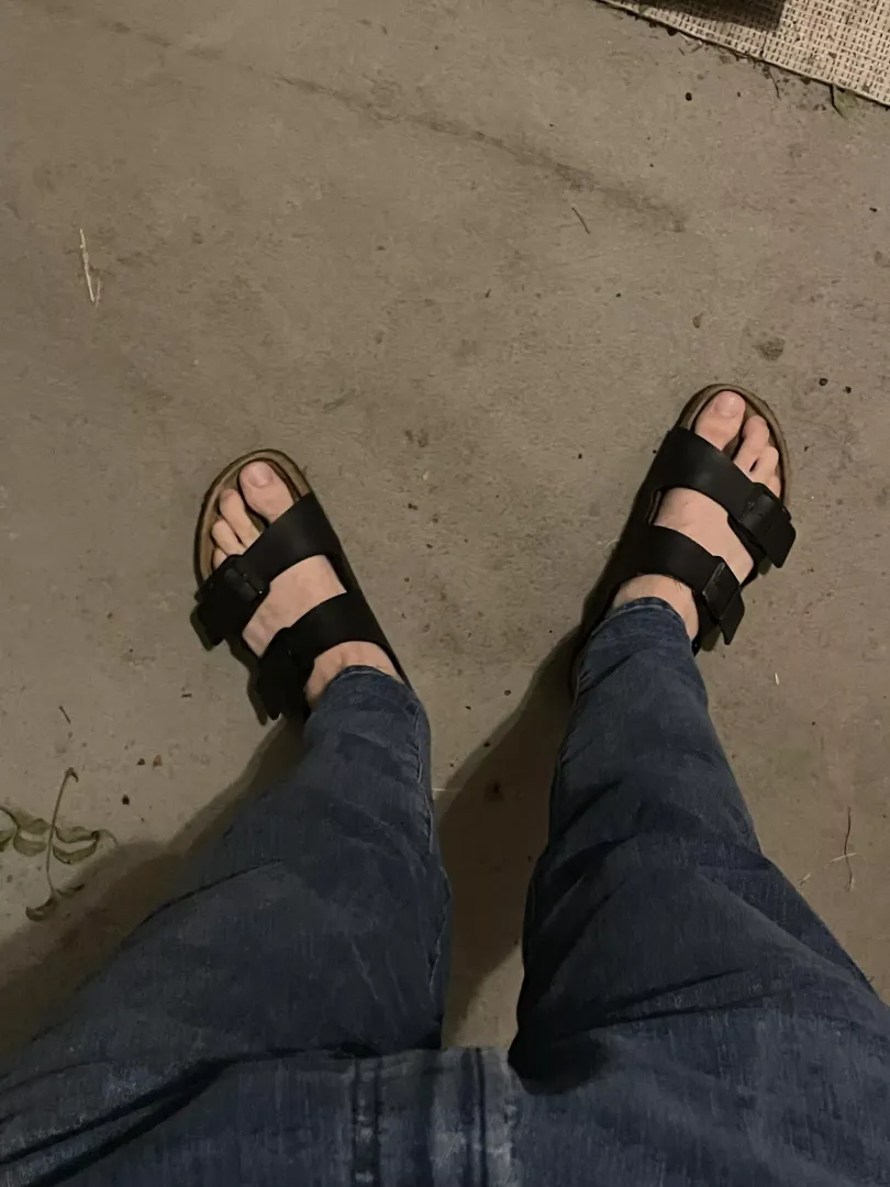 Always love the way my feet look in these sandals