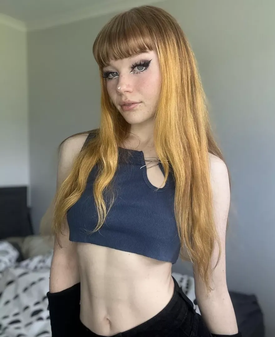 always showing off my tummy