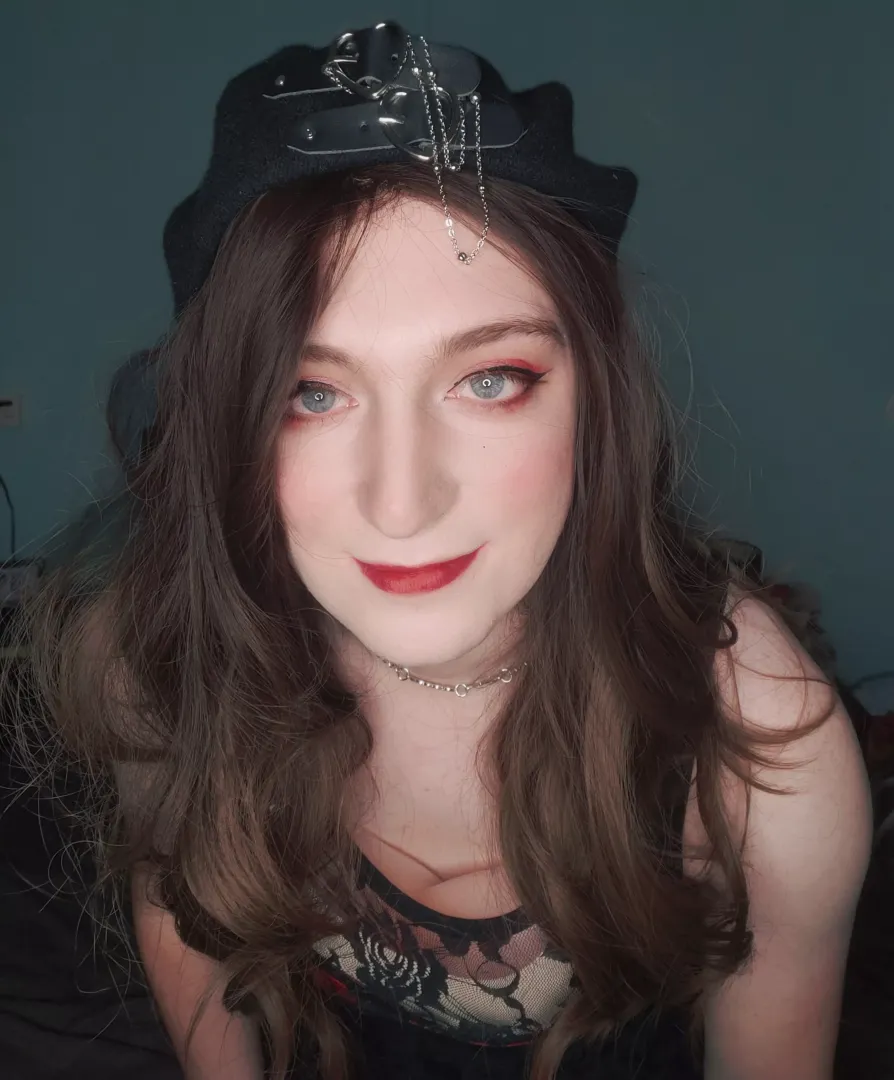 Am I adorable enough to be a dirty slut? 😘😏